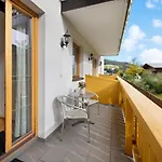 Haus Lowe 1 Stock Nr 3 Apartment *