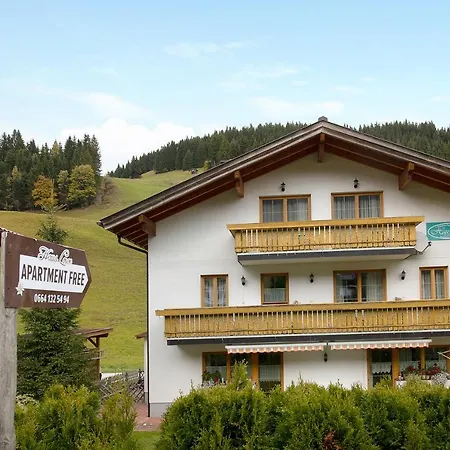 Haus Lowe 1 Stock Nr 3 * Filzmoos
