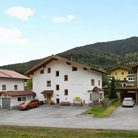 Haus Lowe 1 Stock Nr 3 Апартаменты