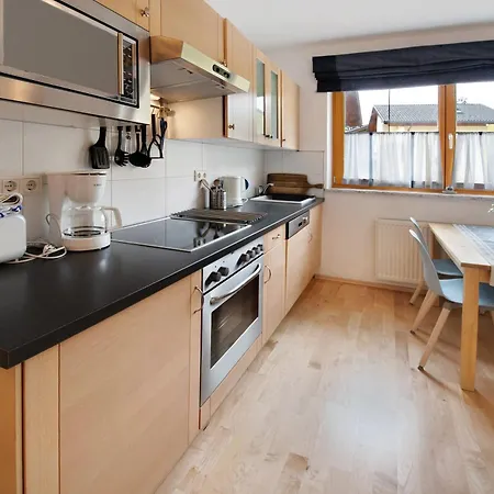 Haus Lowe 1 Stock Nr 3 Апартаменты *